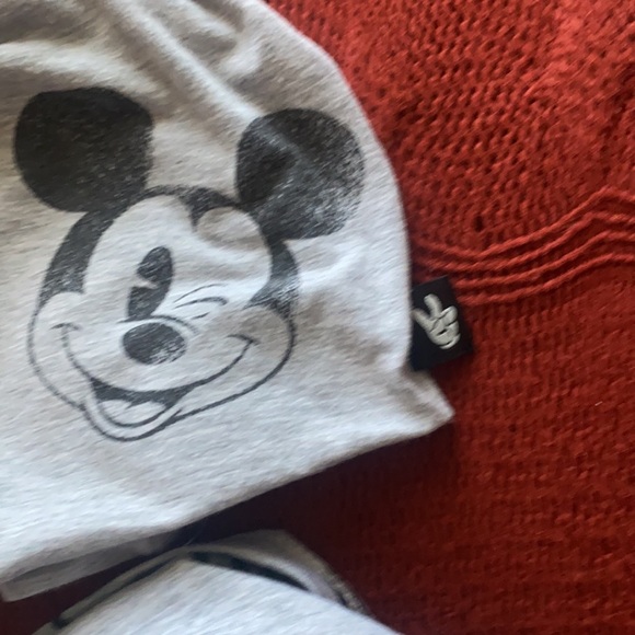 Beanie and infinity scarf - Picture 6 of 6